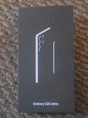LIKE NEW Samsung Galaxy S25 Ultra 512GB Unlocked in box